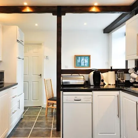 A River Runs By * Стейвли