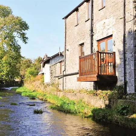 Ferienhaus A River Runs By