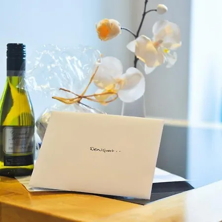 A River Runs By בית נופש